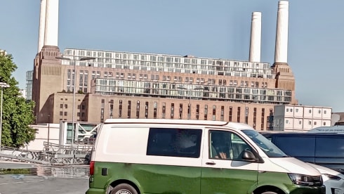 Monty – Perfect camper for get-aways great & small (4-berth VW, 2019) 