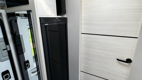 Beautiful Challenger Graphite Ultimate 380