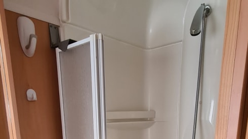 Compact and cosy 2 berth Motorhome 