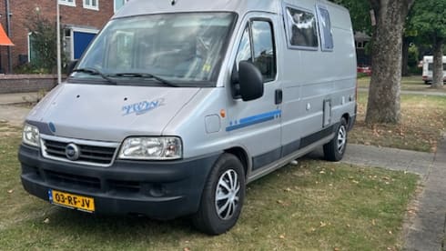 Licasa – 2p Fiat bus from 2005