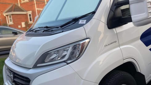Luxurious 4 berth Motorhome 