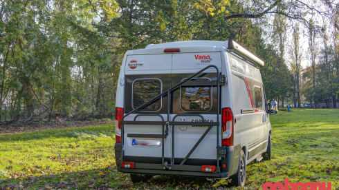 Den Burt – Nouveau camping-car Burstner 4pers