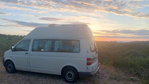 Nomadentraum – VW-Bus mit Hochdach