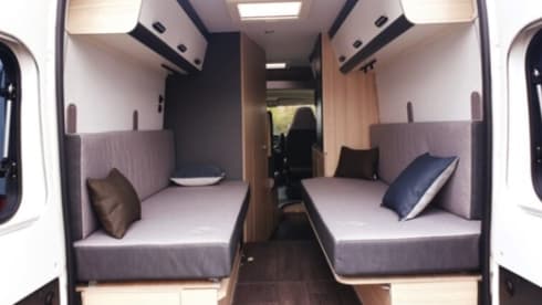 C10 – Sunliving V65 SL 140HP