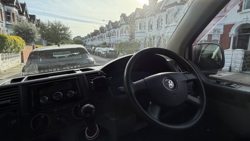 'cathy' – VW T5 campervan
