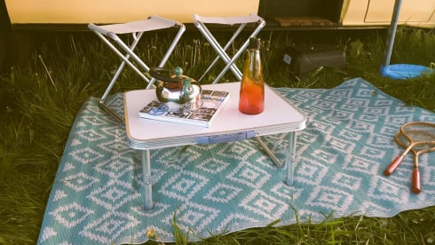 FESTIVALBUS – Converted "FESTIVALBUS" for 5 people! (2012 Ford Transit)