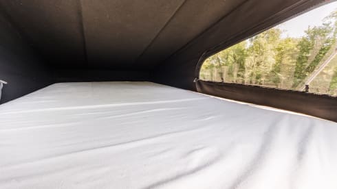 4p Volkswagen campervan from 2004