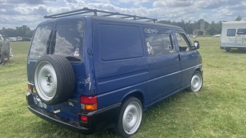 Mr Blue Sky  – VW T4 800 Special TD SWB Camper 1997 