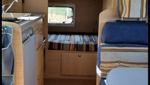 Super Camper voor het hele gezin – Équipe de roller 6p Alcove de 2006