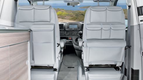 Modern 4 berth California  – VW California  (Blackburn)