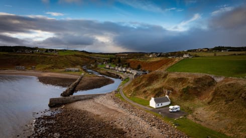 Priya – NC500 6 person Motorhome Campervan Hire Inverness Airport