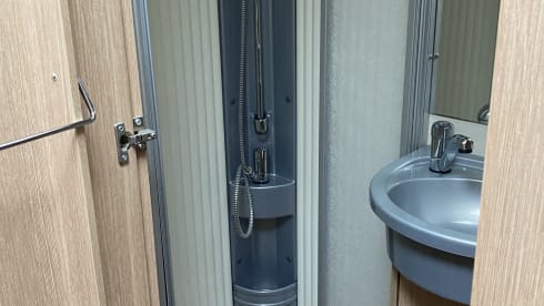 Sunlight A70 mit 6 Schlafplätzen, haustierfrei