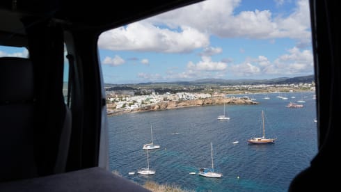 Vida – 20+ Campervan with Airco!