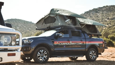 FORD RANGER 2 ROOFTOP TENT – Ford Ranger Wildtrack Auto (2 roof-top tents, ideal for up to 5 people)