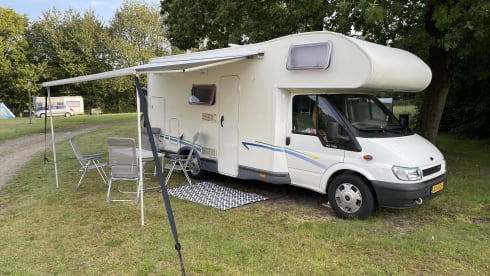Karflash  – Fijne familiecamper. Jullie thuis op vakantie!