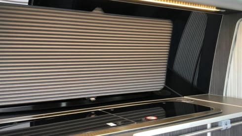 Little Grey – VW T6.1 DSG 150hp 2020 luxury conversion 