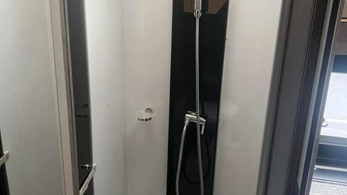 Ferry – 4pers Chausson 640 Ford uit 2020 Automaat