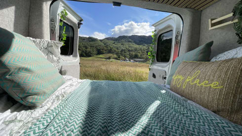 Floki – 2 berth Vauxhall Vivaro self built campervan from 2006