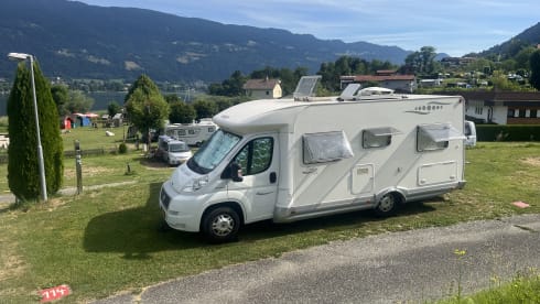 Schöner, geräumiger Camper für 2 Personen