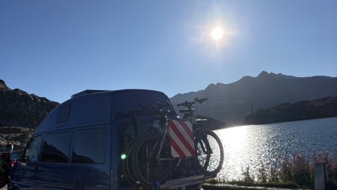 Amigo – Amigo de blauwe VW T4