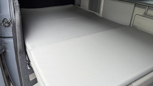 Off-grid – Camper Volkswagen per 4 persone del 2013