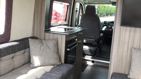 Abbey – Luxury 2 berth Motorhome