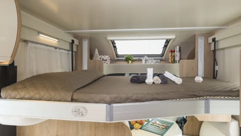 4p Roller Team semi-integrated from 2022