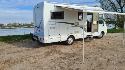 4p Niesmann + Bischoff integrated from 2008