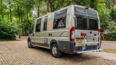 Onze Brût – 2-person Pössl bus from 2014