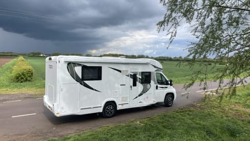 Archie the Automatic – 4 berth Chausson semi-integrated from 2019
