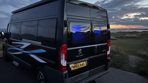 Premium Luxury 2 Berth Peugeot Boxer (Coach-built)