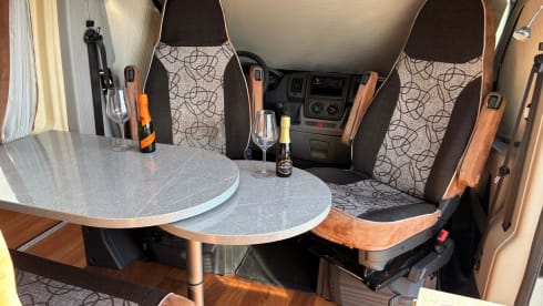 4p Fiat bus uit 2011