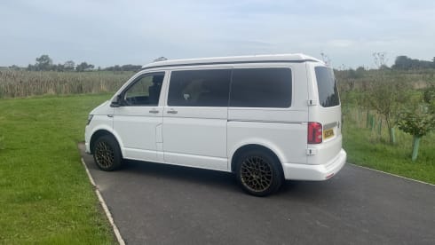 4 berth Volkswagen campervan from 2018