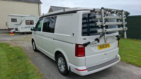 George – 4 berth Volkswagen campervan from 2016
