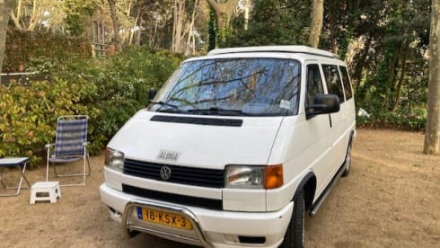 Aloha  – Adventurous VW T4 Camper