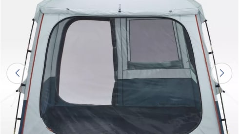 Jaxx  – luxury 4*4 with XL Roof Tent