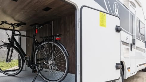The Yellow Spark. – brand new all-in mobile home 4p