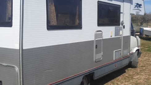 Raffy – Laika lasercar 620 overcab