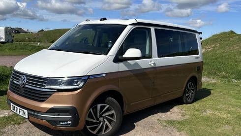 Jarvis – 4 berth Volkswagen campervan from 2021