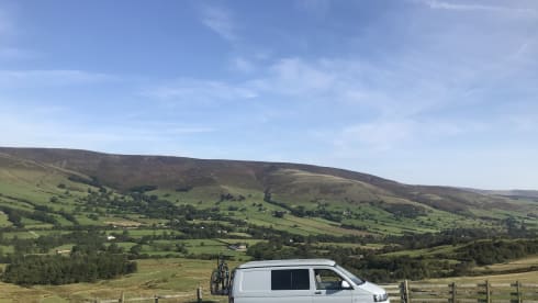 2 berth Volkswagen bus from 2013