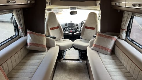 The Tardis – 2 berth Coachbuilt motorhome - Pets Welcome