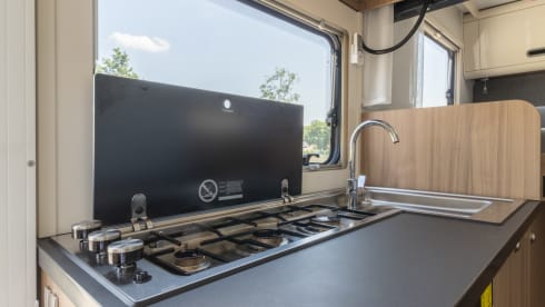 Compact luxury Sun Living semi-integrated from 2020