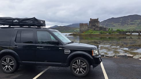 Disco – Land Rover 2p con tenda sul tetto 