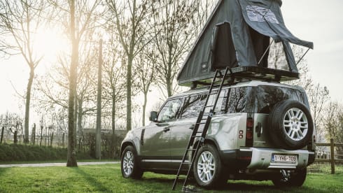 Above & Beyond – The All New Land Rover Defender