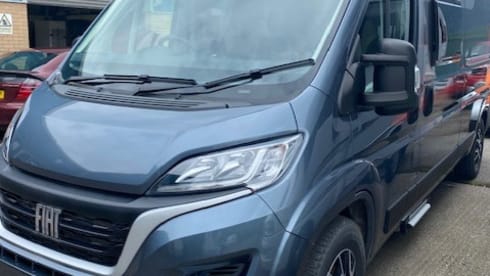 Horus Sun Seeker – Rimor Lux 4 berth Camper