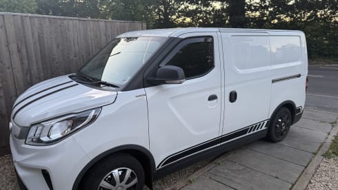 Campervan Stealth a 2 posti letto