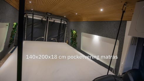 NIEUW Buscamper – 5 places hors réseau, 160 ch, automatique, lits de 2x2 places 🌞