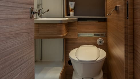 Pepper 1  – Super compact top camper, full of luxury, our Pepper 1