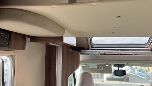 Dotty – 6 berth Fiat semi-integrated from 2016