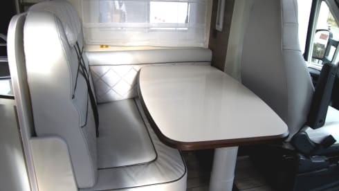 MC4 873 – McLouis Yearling 83